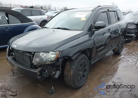 2014 Jeep Compass Latitude z USA, uszkodzony, nr VIN 1C4NJDEB0ED734531